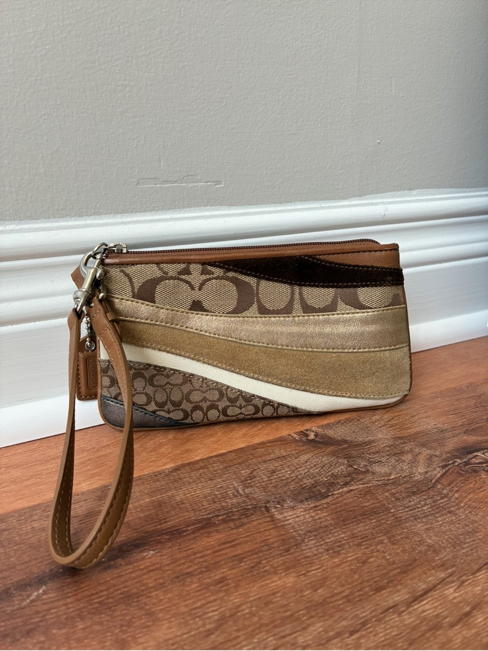 Coach Hamptons Vintage Wave Patchwork Wristlet, Suede / Leather / Metallic